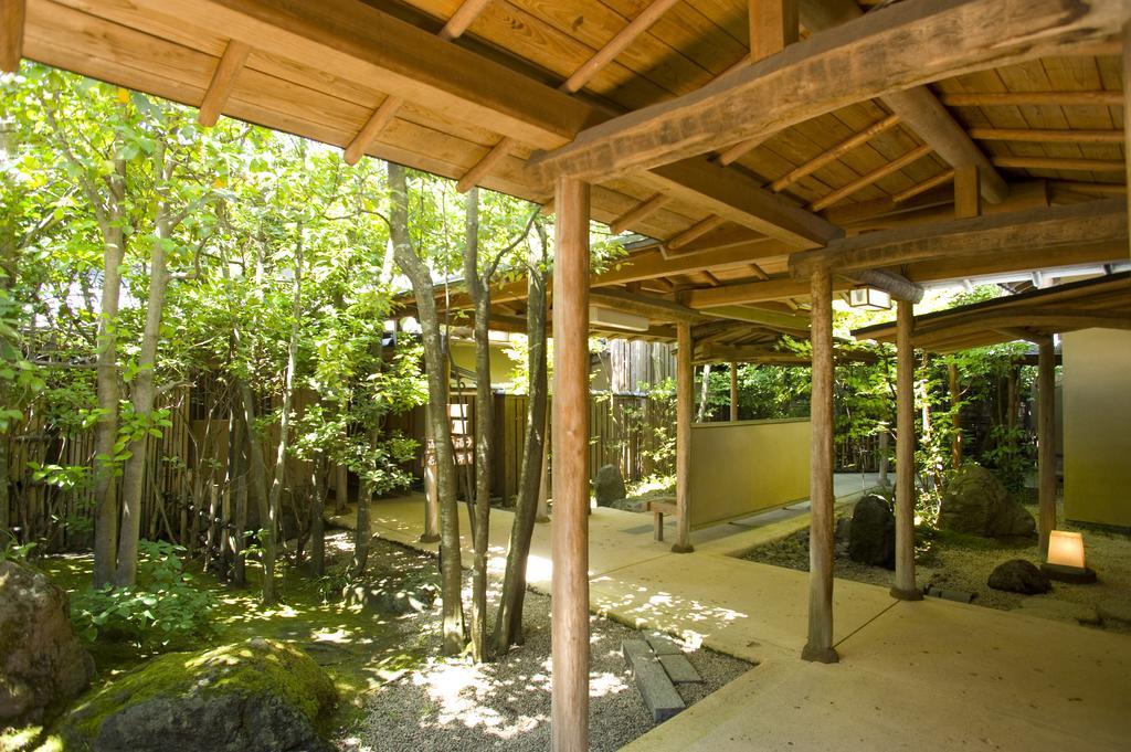 Ryotei Tanokura Hotel Yufu Exterior foto