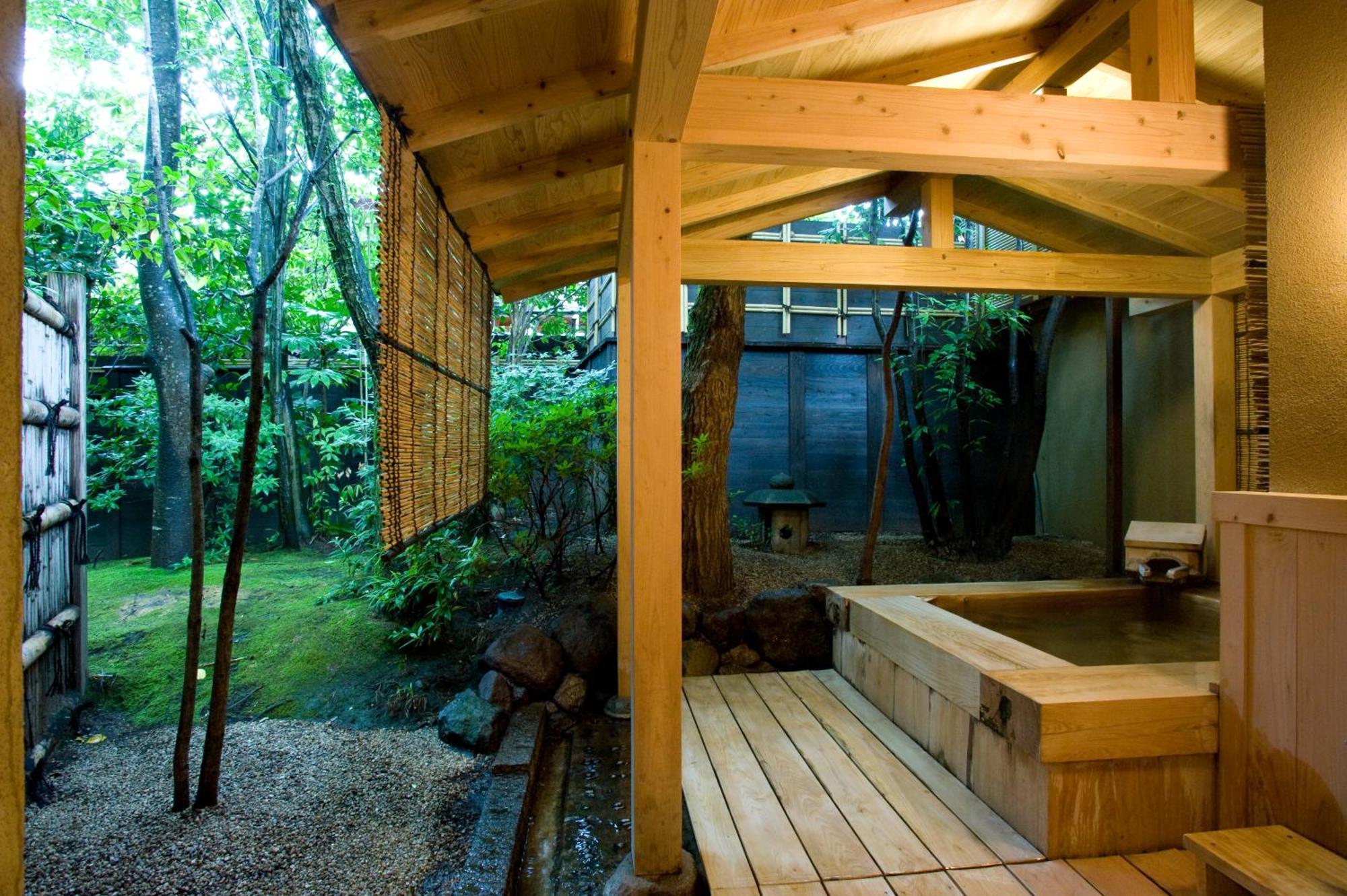 Ryotei Tanokura Hotel Yufu Exterior foto