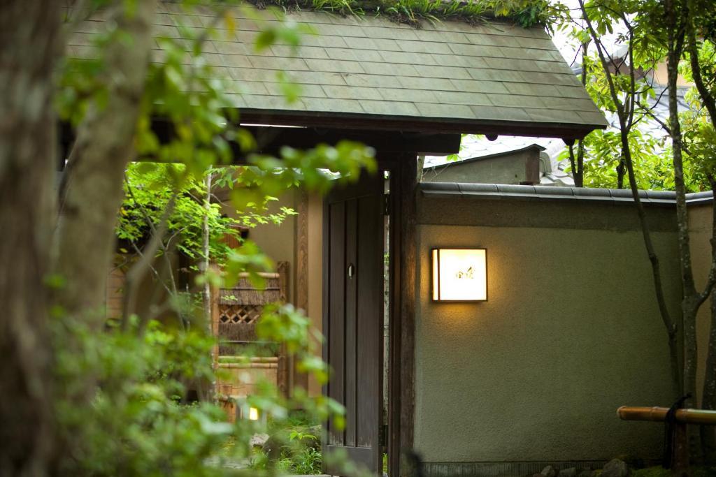 Ryotei Tanokura Hotel Yufu Exterior foto
