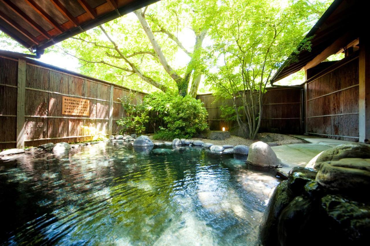 Ryotei Tanokura Hotel Yufu Exterior foto